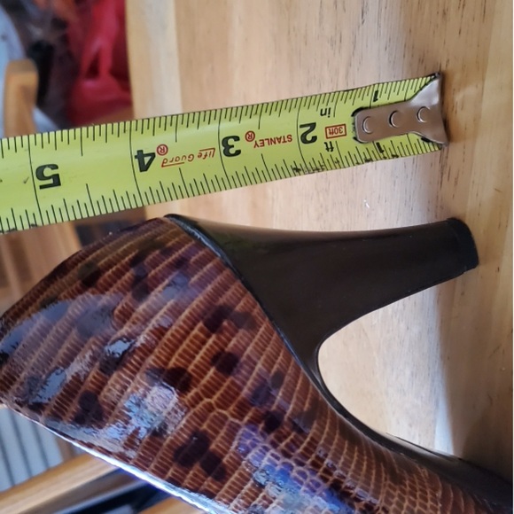 Sofft Women's Brown Leopard Print Animal Skin Thick Heel Platform Pumps - Picture 4 of 5